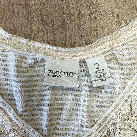 Chico’s size 2 (large) shirt NWOT - Picture 3 of 7